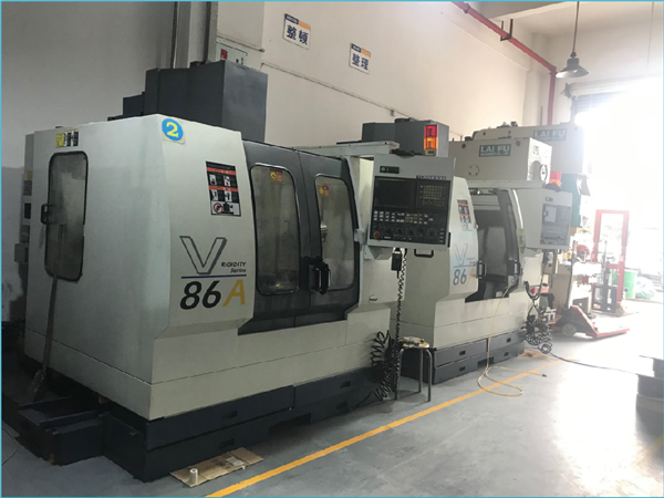 臺灣 永進(jìn) CNC 加工中心